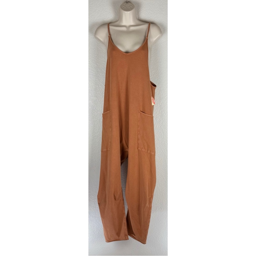 Free People Movement NWT Toasted Coconut Hot Shot Jumpsuit, size XS - Picture 5 of 14